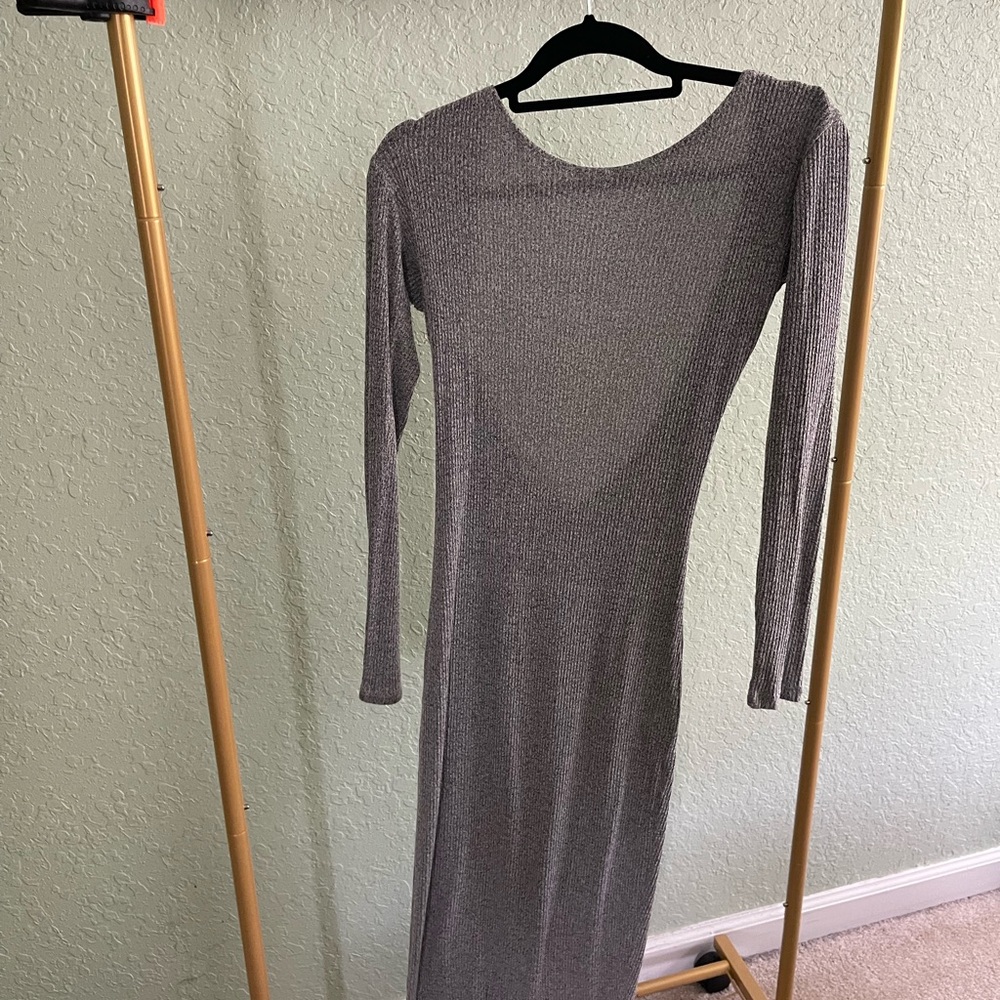 Elegant Gray Long Sleeve Dress